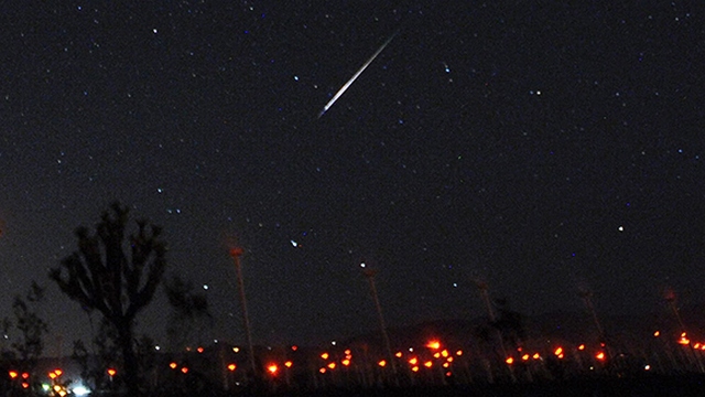 Aug 13,2015. Mojave CA. Meteors  shoot across the night skies over a wind mill farm during the Perseid Meteor Shower in Mojave early Thursday morning. Photo by Gene Blevins/LA DailyNews/ZumaPress (Credit Image: –Т¬© Gene Blevins via ZUMA Wire)